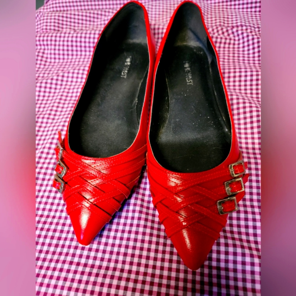 Nine West red flats